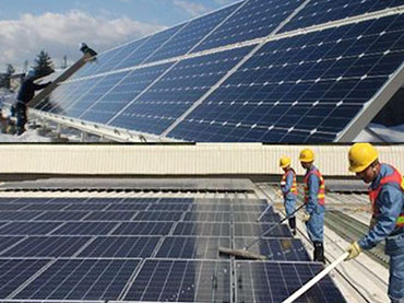 Bei der Sicherheitsinspektion von Photovoltaikkraftwerken müssen mehrere Schritte beachtet werden